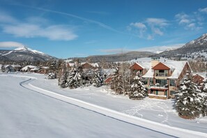 Nordic Skiing Right Outside Your Back Door | Exterior