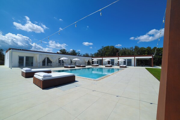 Piscina comunitaria