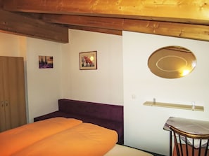 Bed, Bedroom, Interior Design, Wood, Bed Sheet, Furniture, Bedding, Floor, Room, Ceiling