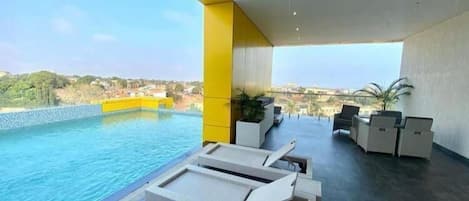 Rooftop pool