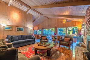 Welcome to your perfect little river cabin