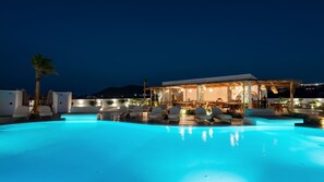 Exterior pool of the premises