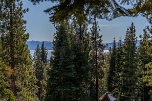 Tahoe Skyline Lake Views