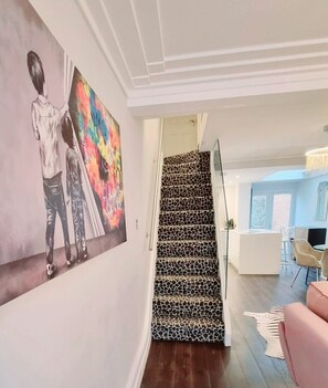 Living Room / Lounge