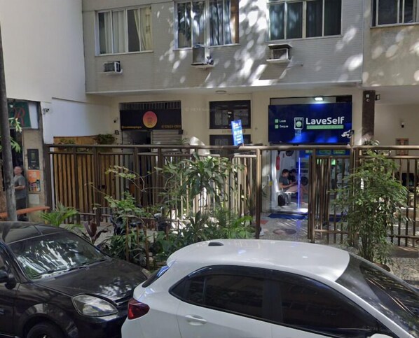 Fachada da propriedade
