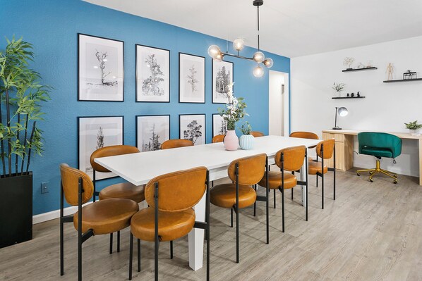 Dining room with seating for 10