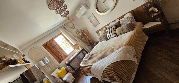Photo of the whole room,Bedroom,View(from property / room)