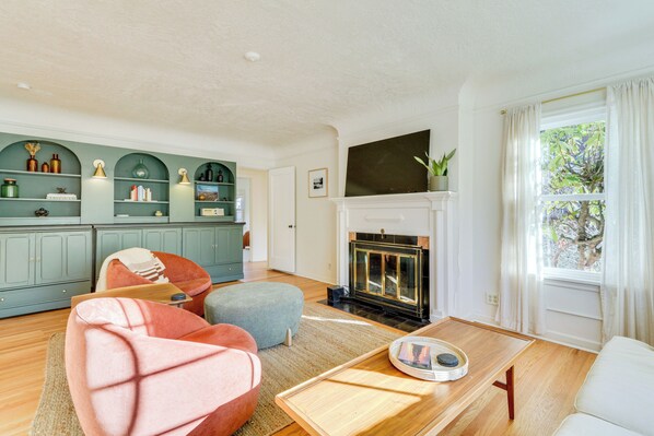 Portland Vacation Rental | 3BR | 2BA | Stairs Required | 2,685 Sq Ft