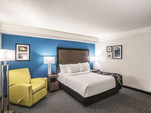 Comfortable Unit with 1 King bed