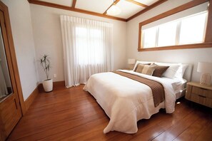 Bedroom 1 (3)