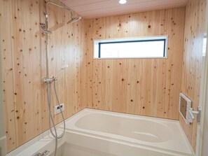 Hinoki bath