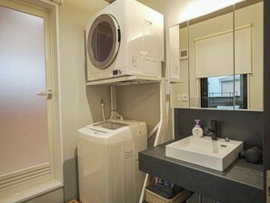 Washing machine Gas dryer