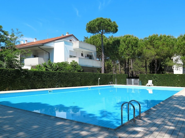 Sky, Water, Building, Property, Plant, Swimming Pool, Green, Tree, Azure, Shade