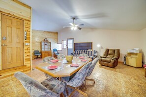 Dining Area | Dishware & Flatware | Central A/C & Heat