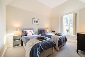 Artist's Studio, Piddlehinton: Bedroom two with twin single beds