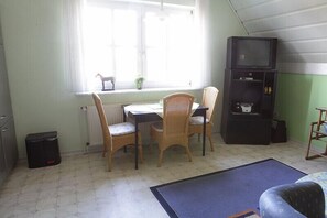 FW, Ferienwohnung Kornblume, 57 qm, 2-5 Personen-Essbereich in der Ferienwohnung Kornblume