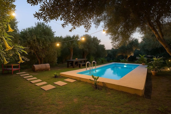 Sunset at the pool