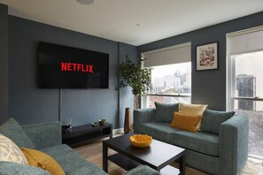 Living Room / Lounge