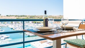 Terrace with Stunning Balcony Marina View