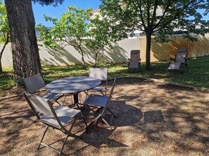 repos sous le tilleul 