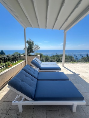 Sundeck