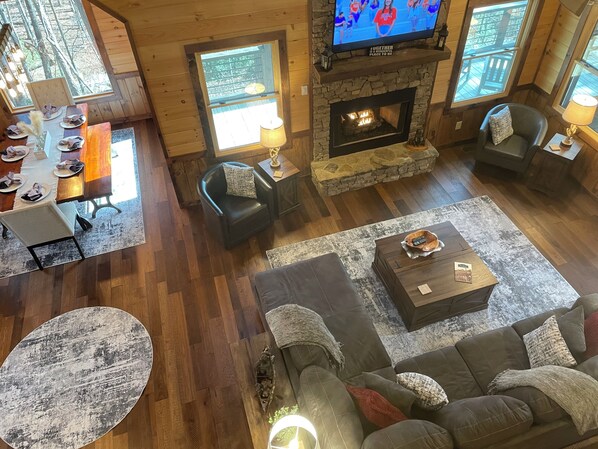 Comfy great room with gas fireplace to watch a movie or the big game!