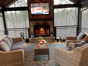 Enjoy the Game or a movie on the screened porch!