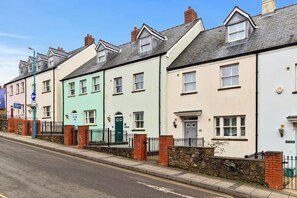 Close to Village and Beach