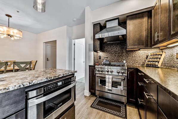 Private kitchen