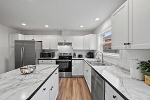 Fully Equipped Kitchen with high end appliances