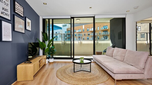 Cozy and Spacious Living Area