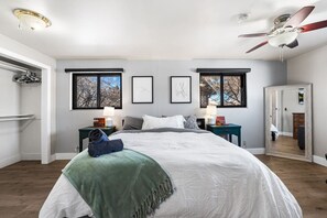 You'll get a great night's sleep in this room - perfect for mom and dad!