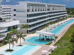 Eco Chic ! Apartamento 2 Hab Vista Picina y Golf (1825)