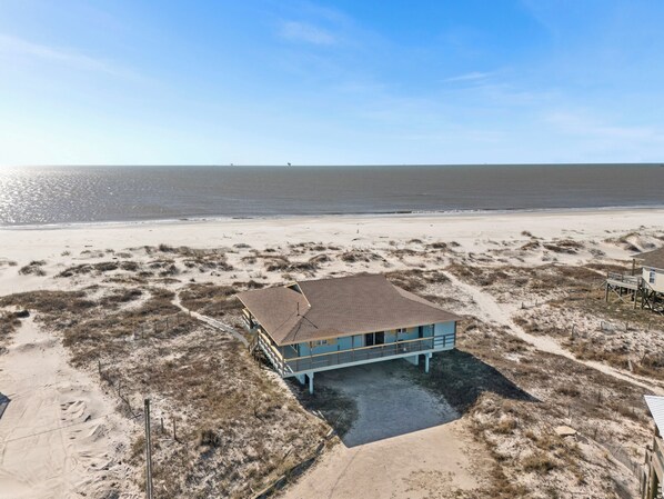 Escape to this beachfront paradise, where golden sands meet endless ocean views.