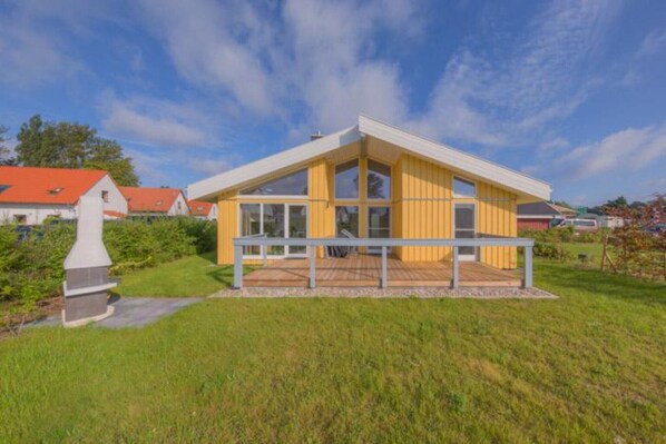 Holiday Home Exterior [summer]