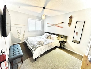 King Bed, quality mattress and linens for the ultimate rest. Smart HD TV for your entertainment.