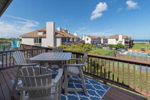 Deck View