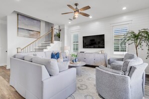 Blessing On The Bay. 3 Bedroom. 3.5 Bathroom. Sleeps 13. Managed by Island Rentals.