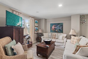 Anchor Cliff-Seacrest-First Floor Living - Anchor Cliff-Seacrest-First Floor Living