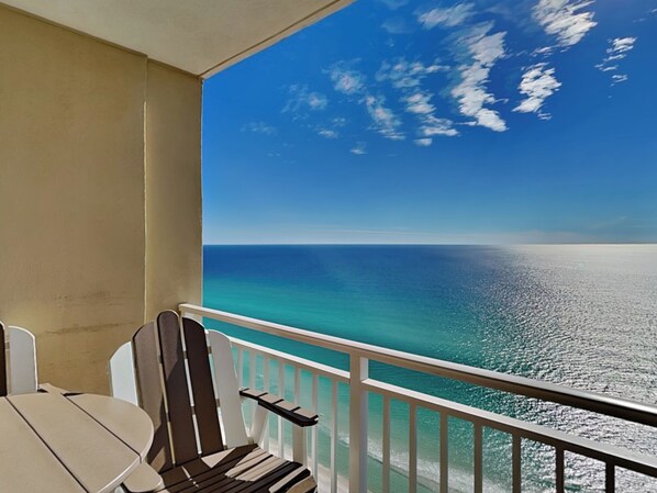 Welcome to Emerald Beach #2531