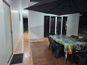 Outdoor dining