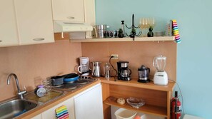 Kitchen appliances