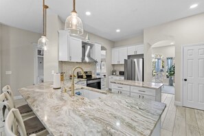 Entertaining Kitchen