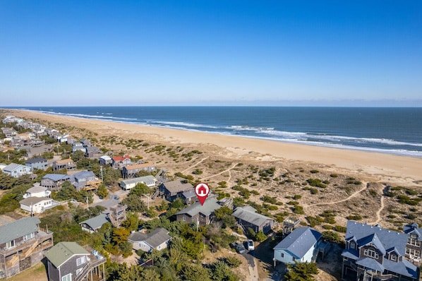 Hygge By The Sea, Direct Beach Access -Avon, OBX, by Rather Be Properties
