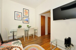 Living / Dining Area