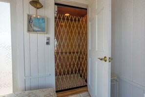 Elevator Accessible to Guests