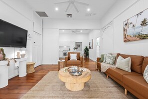 12ft Ceilings, Air-Con in every room, Amazon Smart TV, Super fast WiFi...
