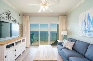 Seawind 1407, Gulf Shores, Alabama Sleeps 8. Managed by Island Rentals