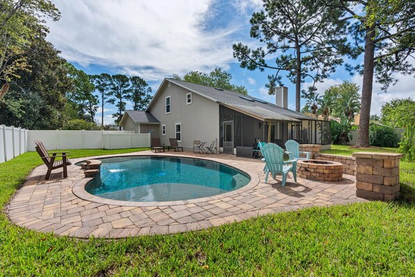 Large Fenced in Backyard with Saltwater Pool & Firepit!