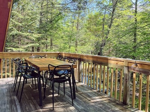 Al fresco dining on the front deck